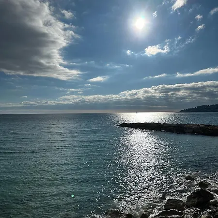 Miron * Menton
